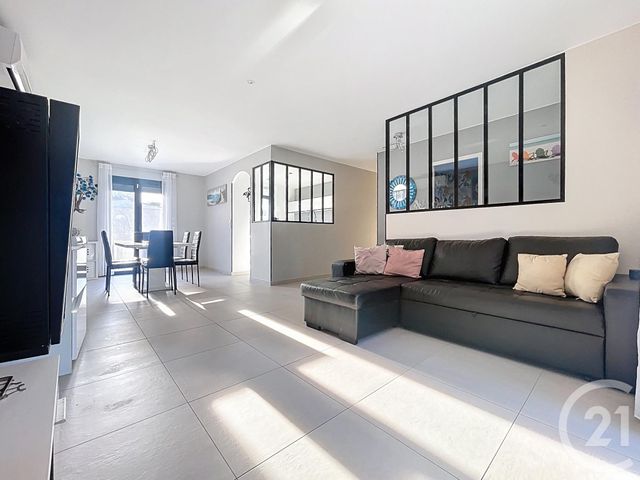 maison à vendre - 4 pièces - 104.4 m2 - MAUGUIO CARNON - 34 - LANGUEDOC-ROUSSILLON - Century 21 Agence Soleil