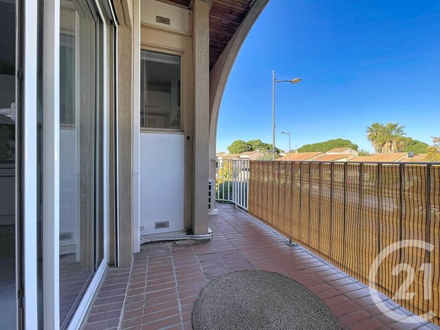 Afficher la photo en grand Appartement T3 à vendre - 3 pièces - 57.95 m2 - MAUGUIO CARNON - 34 - LANGUEDOC-ROUSSILLON - Century 21 Agence Soleil