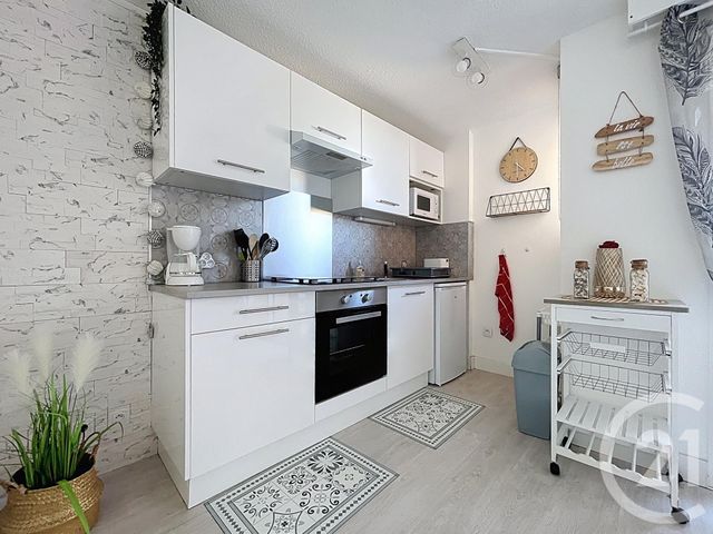 Afficher la photo en grand Appartement T3 à vendre - 3 pièces - 57.95 m2 - MAUGUIO CARNON - 34 - LANGUEDOC-ROUSSILLON - Century 21 Agence Soleil