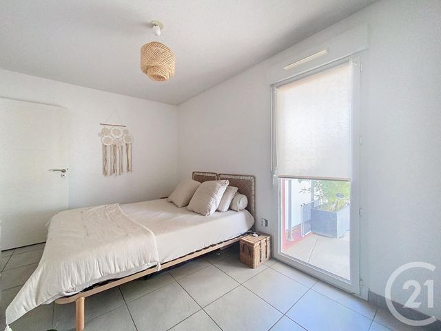 Afficher la photo en grand Appartement F3 à vendre - 3 pièces - 56.6 m2 - MAUGUIO CARNON - 34 - LANGUEDOC-ROUSSILLON - Century 21 Agence Soleil