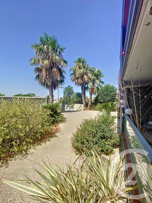 Afficher la photo en grand Appartement F3 à vendre - 3 pièces - 56.6 m2 - MAUGUIO CARNON - 34 - LANGUEDOC-ROUSSILLON - Century 21 Agence Soleil