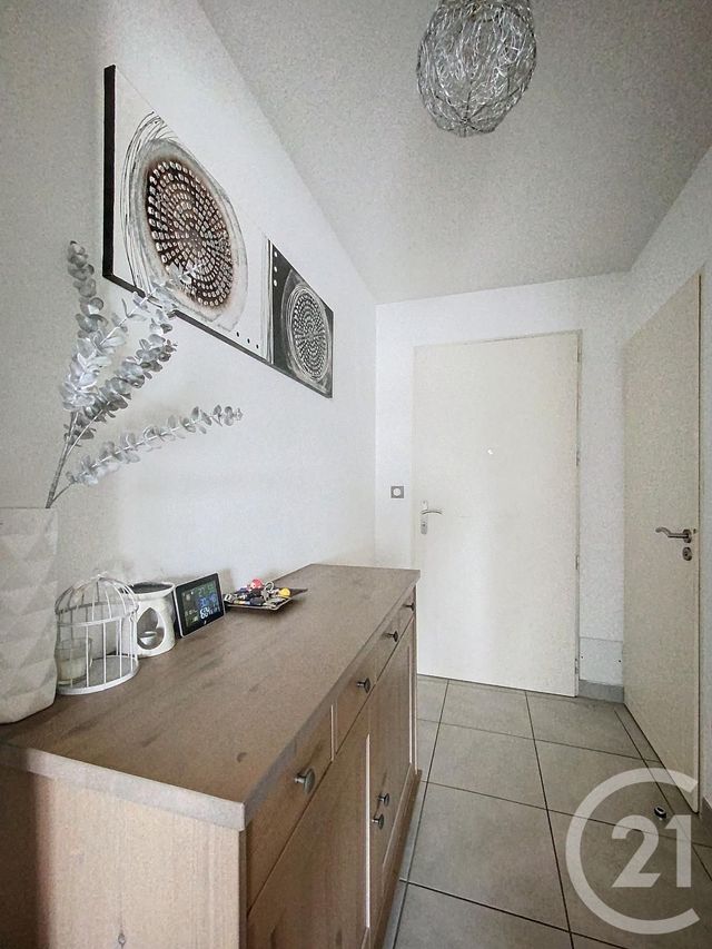 Afficher la photo en grand Appartement F3 à vendre - 3 pièces - 56.6 m2 - MAUGUIO CARNON - 34 - LANGUEDOC-ROUSSILLON - Century 21 Agence Soleil