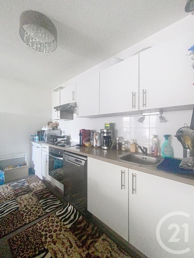 Appartement T3 à vendre - 3 pièces - 67.14 m2 - BAILLARGUES - 34 - LANGUEDOC-ROUSSILLON - Century 21 Agence Soleil