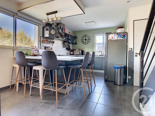 maison à vendre - 4 pièces - 90.4 m2 - MAUGUIO CARNON - 34 - LANGUEDOC-ROUSSILLON - Century 21 Agence Soleil