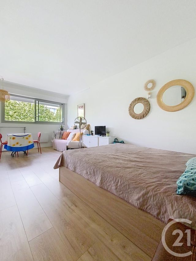 Afficher la photo en grand Appartement Studio à vendre - 1 pièce - 26.06 m2 - LA GRANDE MOTTE - 34 - LANGUEDOC-ROUSSILLON - Century 21 Agence Soleil