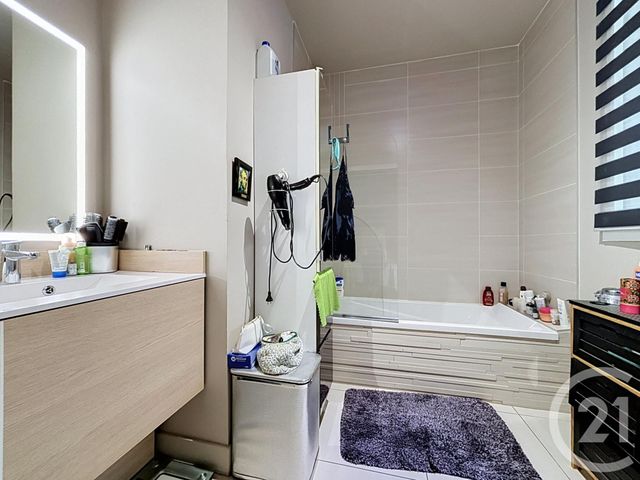Appartement F2 à vendre - 2 pièces - 47.4 m2 - CASTELNAU LE LEZ - 34 - LANGUEDOC-ROUSSILLON - Century 21 Agence Soleil