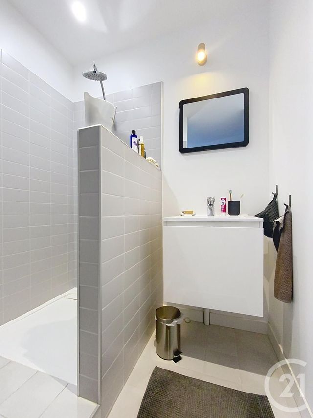 Afficher la photo en grand maison à vendre - 7 pièces - 241.0 m2 - MAUGUIO CARNON - 34 - LANGUEDOC-ROUSSILLON - Century 21 Agence Soleil