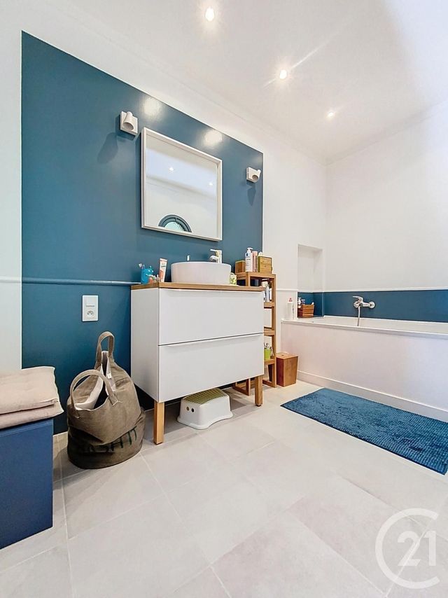 Afficher la photo en grand maison à vendre - 7 pièces - 241.0 m2 - MAUGUIO CARNON - 34 - LANGUEDOC-ROUSSILLON - Century 21 Agence Soleil