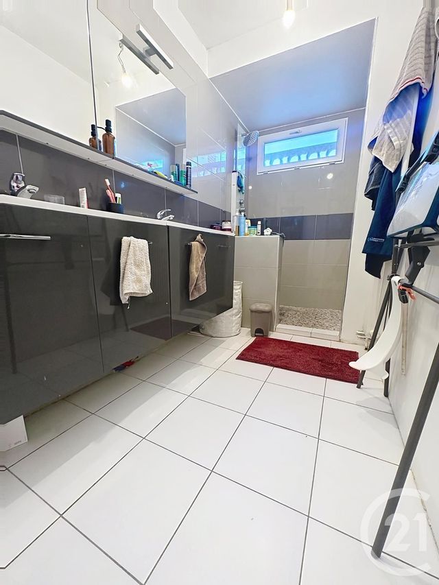 Afficher la photo en grand Appartement F3 à vendre - 3 pièces - 80.72 m2 - MONTPELLIER - 34 - LANGUEDOC-ROUSSILLON - Century 21 Agence Soleil