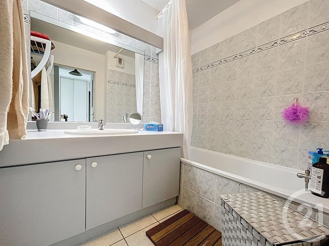 Afficher la photo en grand Appartement T3 à vendre - 3 pièces - 66.76 m2 - MONTPELLIER - 34 - LANGUEDOC-ROUSSILLON - Century 21 Agence Soleil