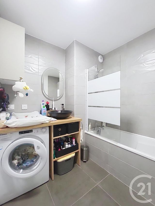 Appartement F2 à vendre - 2 pièces - 49.0 m2 - LA GRANDE MOTTE - 34 - LANGUEDOC-ROUSSILLON - Century 21 Agence Soleil