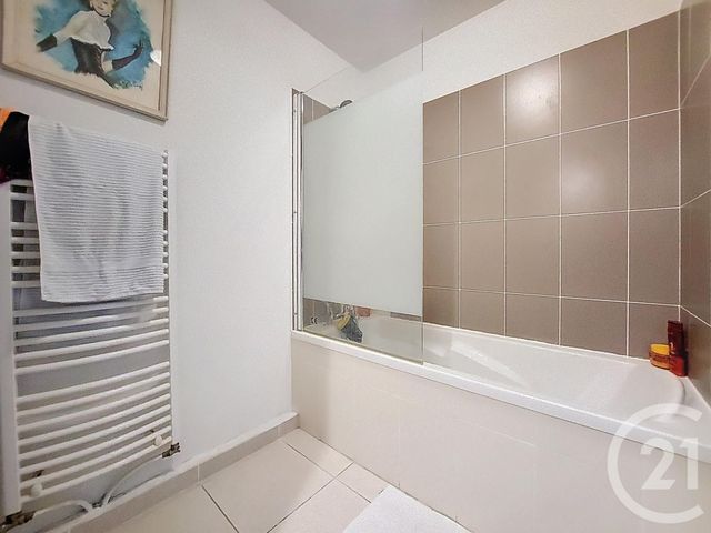 Appartement F3 à vendre - 3 pièces - 66.02 m2 - MAUGUIO CARNON - 34 - LANGUEDOC-ROUSSILLON - Century 21 Agence Soleil