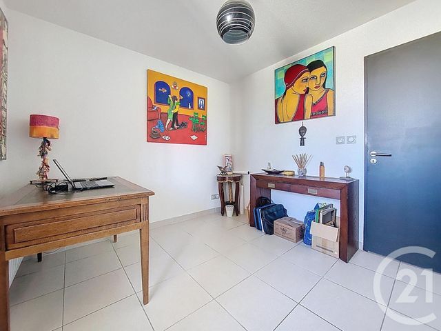 Appartement F3 à vendre - 3 pièces - 66.02 m2 - MAUGUIO CARNON - 34 - LANGUEDOC-ROUSSILLON - Century 21 Agence Soleil