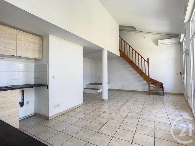 Appartement F2 à louer - 2 pièces - 44.05 m2 - MAUGUIO CARNON - 34 - LANGUEDOC-ROUSSILLON - Century 21 Agence Soleil