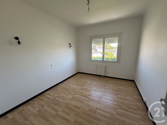 Appartement F5 à louer - 5 pièces - 96.98 m2 - MAUGUIO CARNON - 34 - LANGUEDOC-ROUSSILLON - Century 21 Agence Soleil