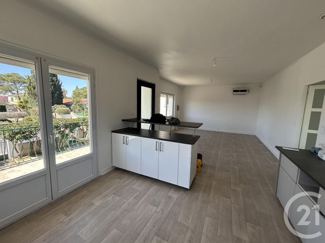 Appartement F5 à louer - 5 pièces - 96.98 m2 - MAUGUIO CARNON - 34 - LANGUEDOC-ROUSSILLON - Century 21 Agence Soleil