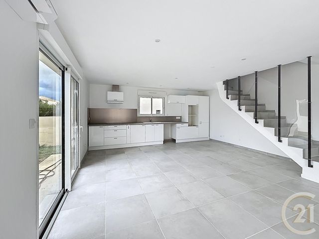 maison à louer - 4 pièces - 96.3 m2 - MAUGUIO CARNON - 34 - LANGUEDOC-ROUSSILLON - Century 21 Agence Soleil