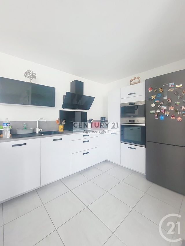 Appartement à vendre - 4 pièces - 86.17 m2 - ST AUNES - 34 - LANGUEDOC-ROUSSILLON - Century 21 Agence Soleil