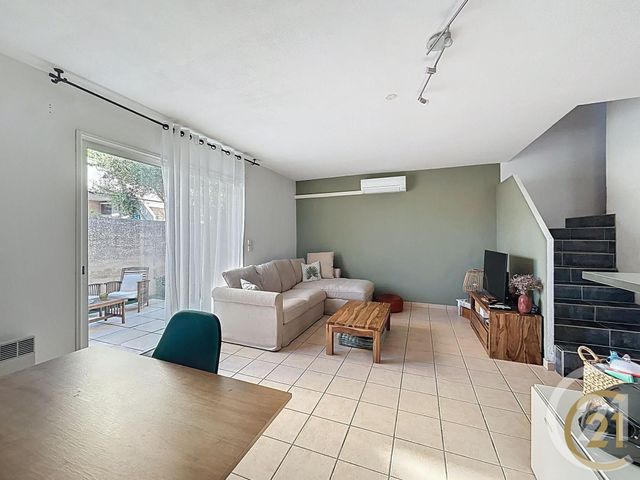 Appartement F3 à louer - 3 pièces - 60.1 m2 - MAUGUIO CARNON - 34 - LANGUEDOC-ROUSSILLON - Century 21 Agence Soleil