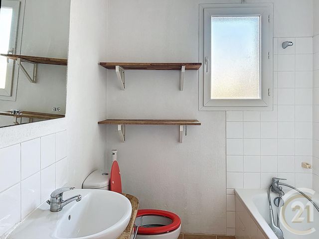 Appartement F3 à louer - 3 pièces - 60.1 m2 - MAUGUIO CARNON - 34 - LANGUEDOC-ROUSSILLON - Century 21 Agence Soleil