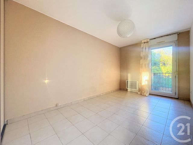 Appartement T3 à vendre - 3 pièces - 74.47 m2 - ST AUNES - 34 - LANGUEDOC-ROUSSILLON - Century 21 Agence Soleil