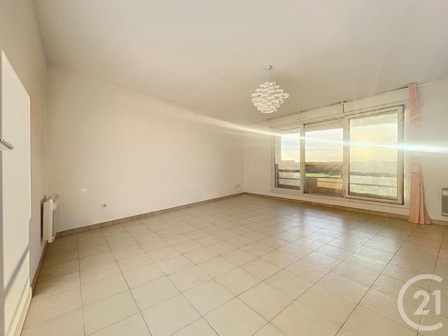 Appartement T3 à vendre - 3 pièces - 74.47 m2 - ST AUNES - 34 - LANGUEDOC-ROUSSILLON - Century 21 Agence Soleil