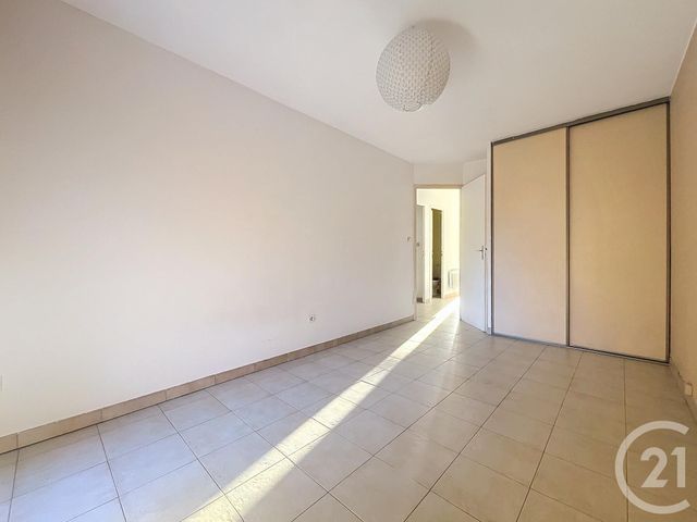 Appartement T3 à vendre - 3 pièces - 74.47 m2 - ST AUNES - 34 - LANGUEDOC-ROUSSILLON - Century 21 Agence Soleil