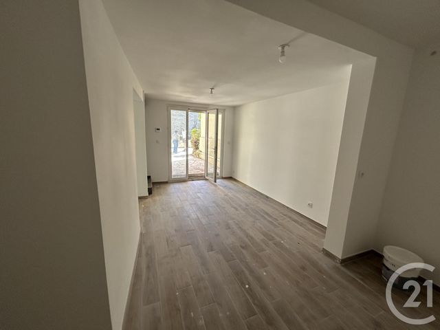 Appartement F4 à louer - 4 pièces - 75.08 m2 - ST JUST - 34 - LANGUEDOC-ROUSSILLON - Century 21 Agence Soleil