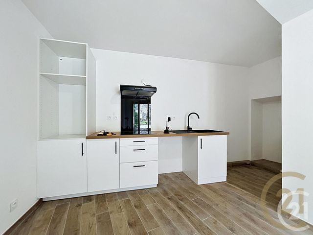 Appartement F4 à louer - 4 pièces - 75.08 m2 - ST JUST - 34 - LANGUEDOC-ROUSSILLON - Century 21 Agence Soleil