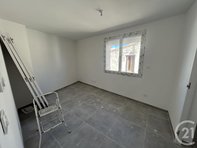 Appartement F4 à louer - 4 pièces - 81.48 m2 - ST JUST - 34 - LANGUEDOC-ROUSSILLON - Century 21 Agence Soleil