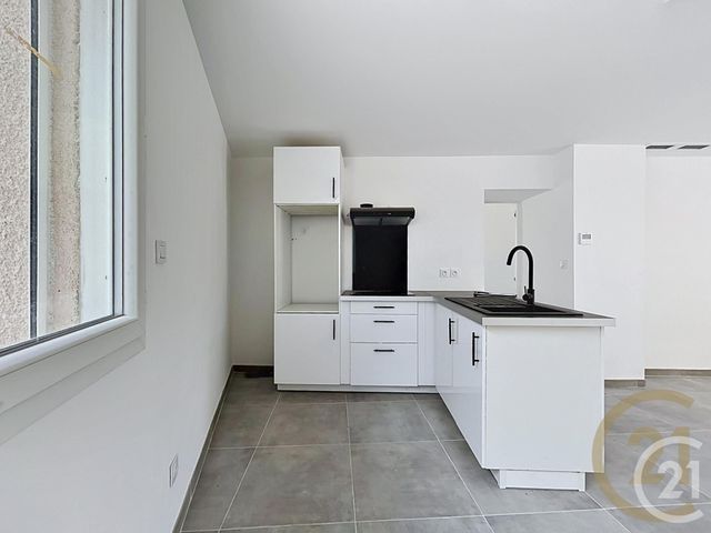Appartement F4 à louer - 4 pièces - 81.48 m2 - ST JUST - 34 - LANGUEDOC-ROUSSILLON - Century 21 Agence Soleil