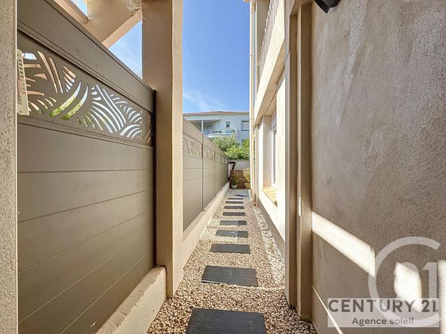 Appartement T2 à louer - 2 pièces - 46.72 m2 - MAUGUIO CARNON - 34 - LANGUEDOC-ROUSSILLON - Century 21 Agence Soleil