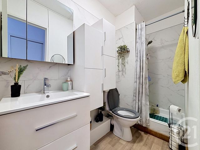 Appartement T2 à vendre - 2 pièces - 38.34 m2 - MAUGUIO CARNON - 34 - LANGUEDOC-ROUSSILLON - Century 21 Agence Soleil