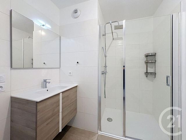 Appartement T3 à vendre - 3 pièces - 70.34 m2 - LATTES - 34 - LANGUEDOC-ROUSSILLON - Century 21 Agence Soleil