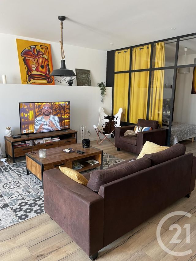 Appartement F3 à louer - 3 pièces - 71.64 m2 - MAUGUIO CARNON - 34 - LANGUEDOC-ROUSSILLON - Century 21 Agence Soleil