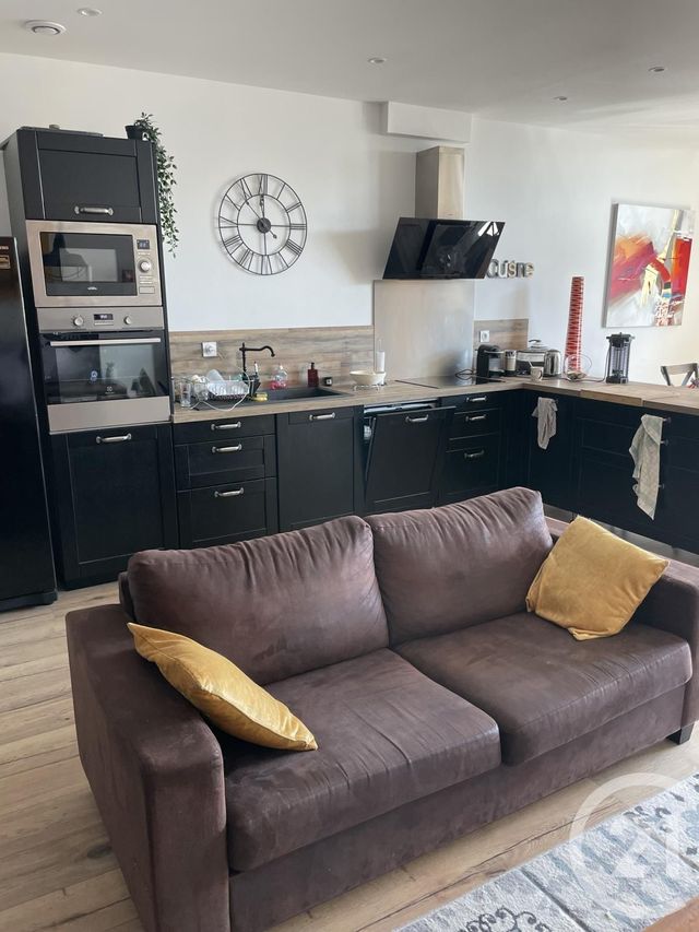 Appartement F3 à louer - 3 pièces - 71.64 m2 - MAUGUIO CARNON - 34 - LANGUEDOC-ROUSSILLON - Century 21 Agence Soleil