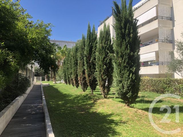 Appartement F3 à louer - 3 pièces - 68.6 m2 - MONTPELLIER - 34 - LANGUEDOC-ROUSSILLON - Century 21 Agence Soleil