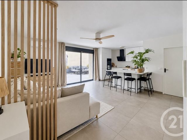 Appartement T3 à vendre GALLARGUES LE MONTUEUX